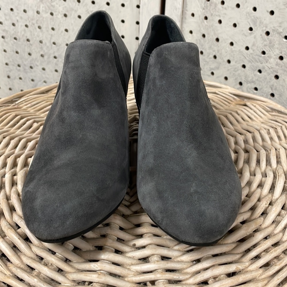 Vionic suede - Picture 2 of 9